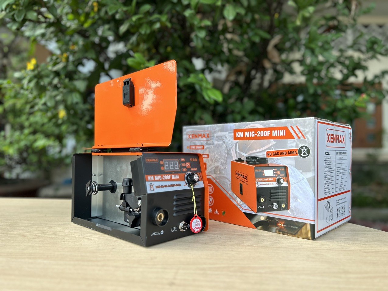 Máy hàn điện tử mini gia đình KENMAX ARC-200F